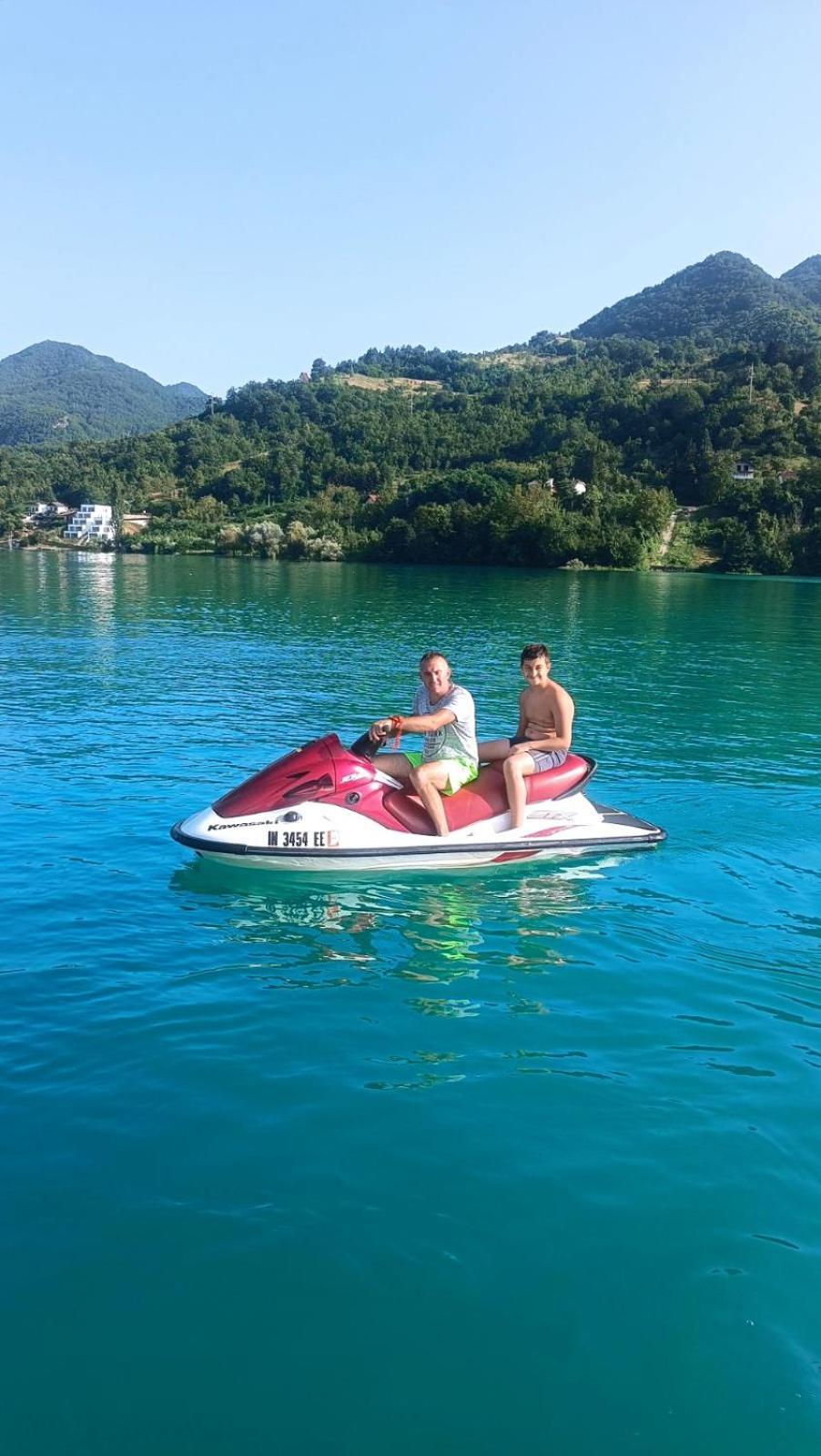 Dina Apartman Jablanicko Jezero Konjic Buitenkant foto