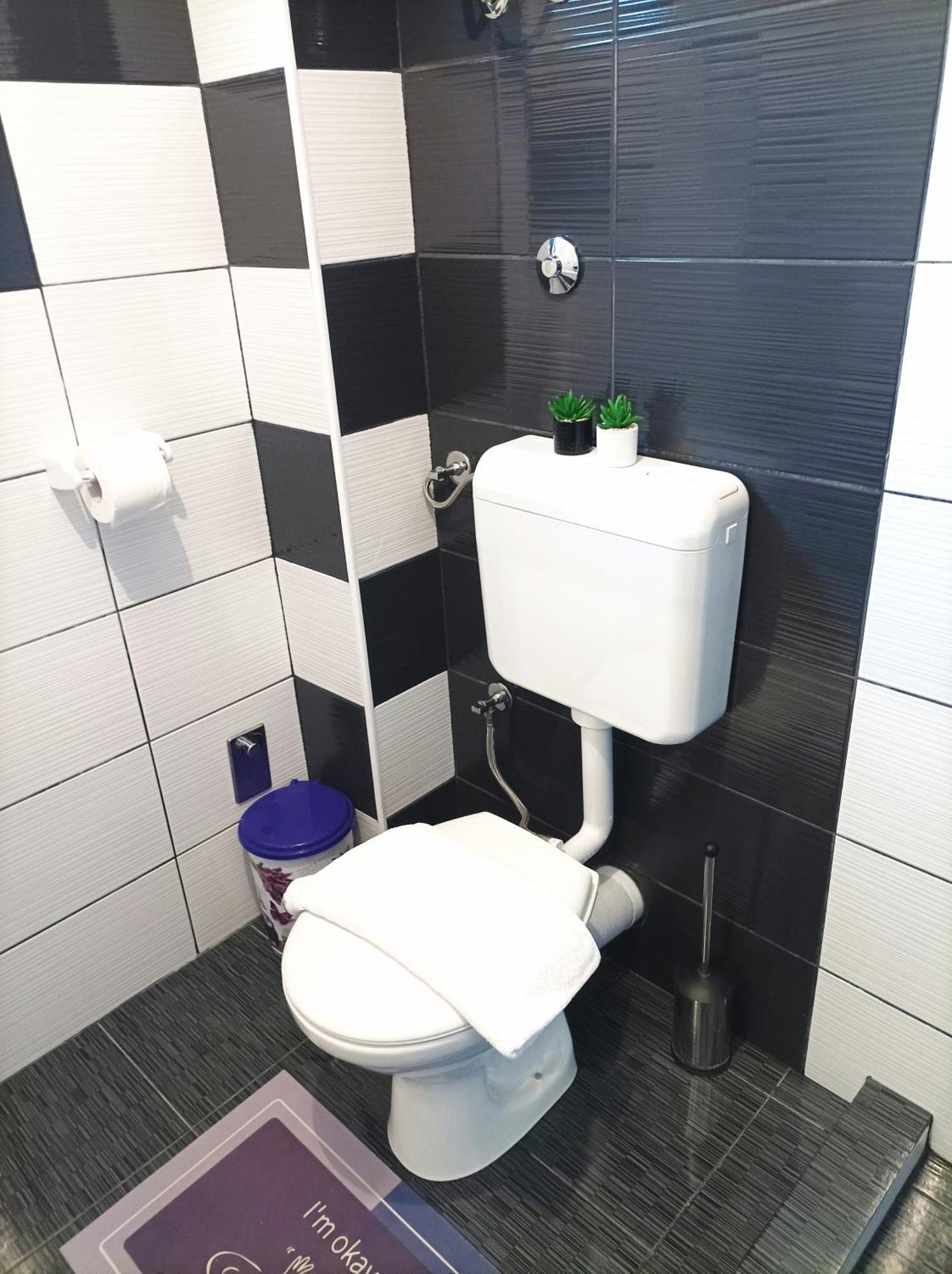 Dina Apartman Jablanicko Jezero Konjic Buitenkant foto