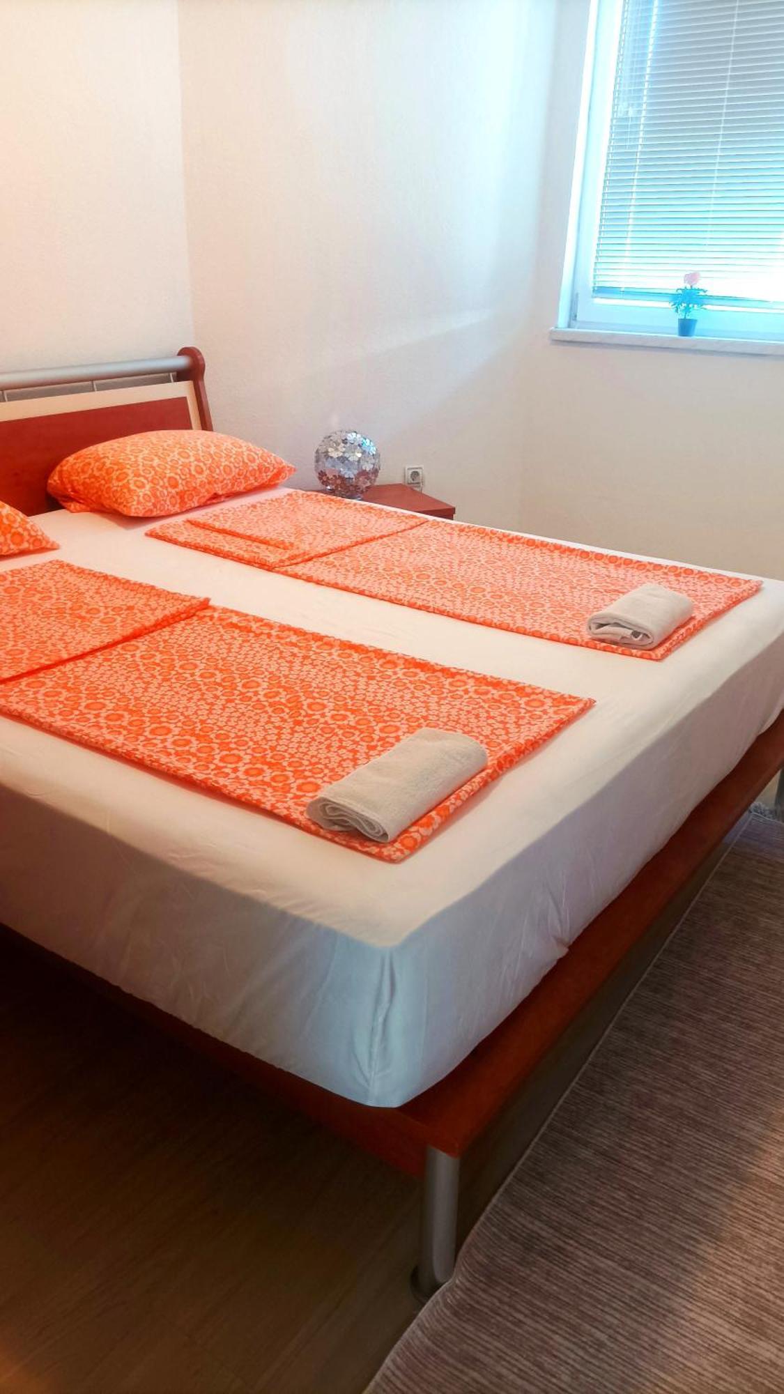 Dina Apartman Jablanicko Jezero Konjic Buitenkant foto