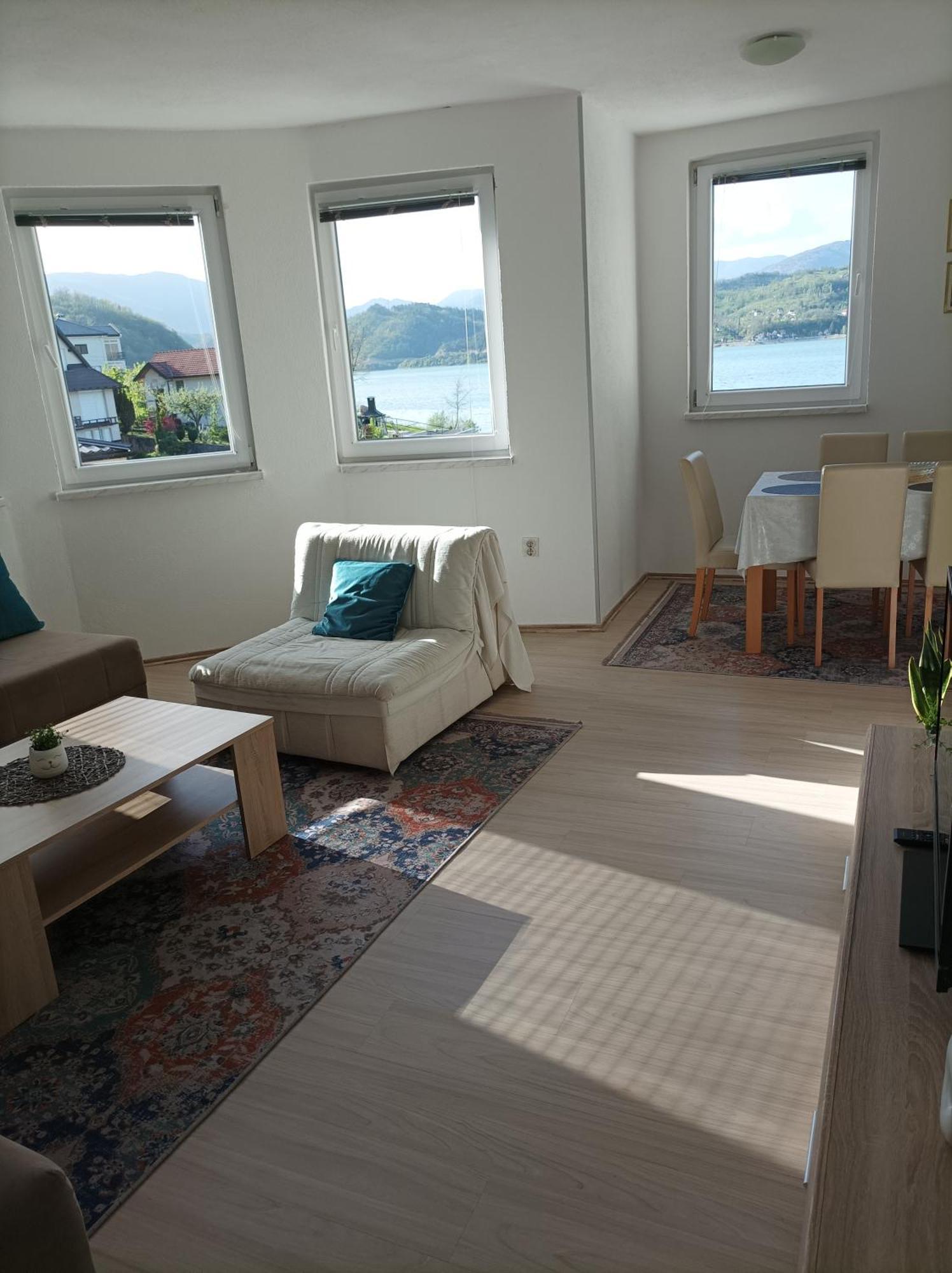 Dina Apartman Jablanicko Jezero Konjic Buitenkant foto