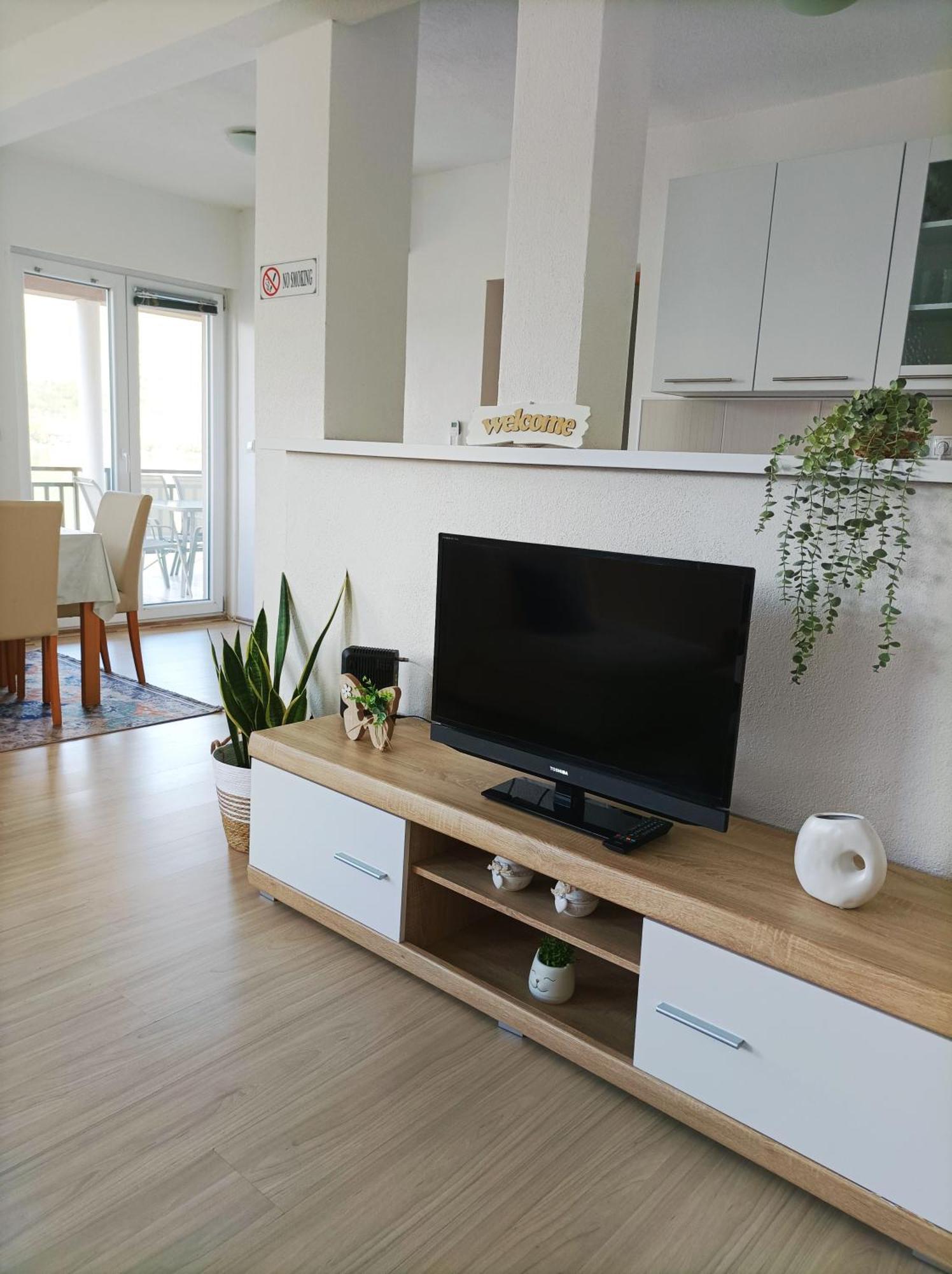 Dina Apartman Jablanicko Jezero Konjic Buitenkant foto